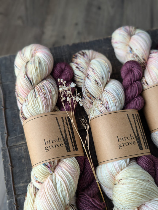 Ensemble de chaussettes à fleurs de cerisier - Fingering