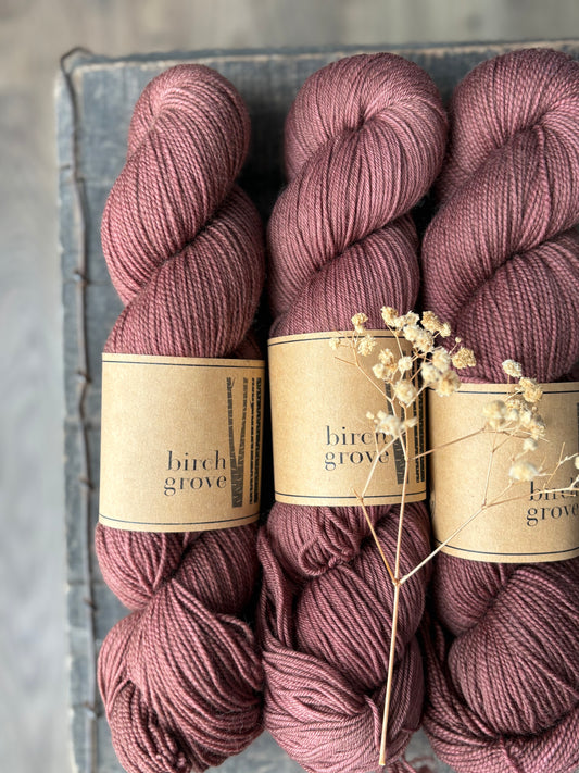 Weathered Rose - Fingering